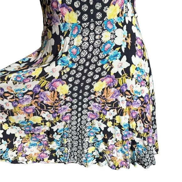 Minkpink Floral Halter Multicolored Dress Size Small - Picture 5 of 17